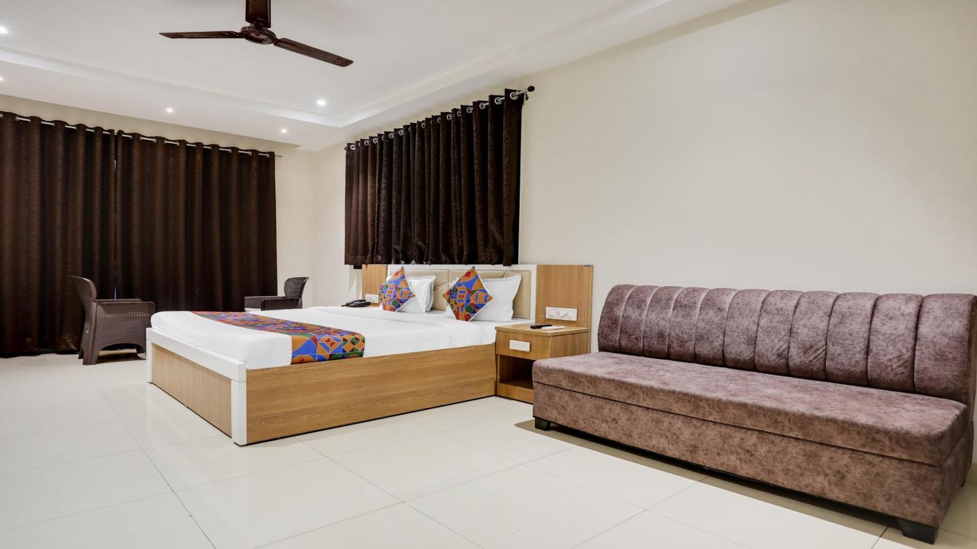 Fabhotel Mansarovar Inn Raipur  Exterior photo